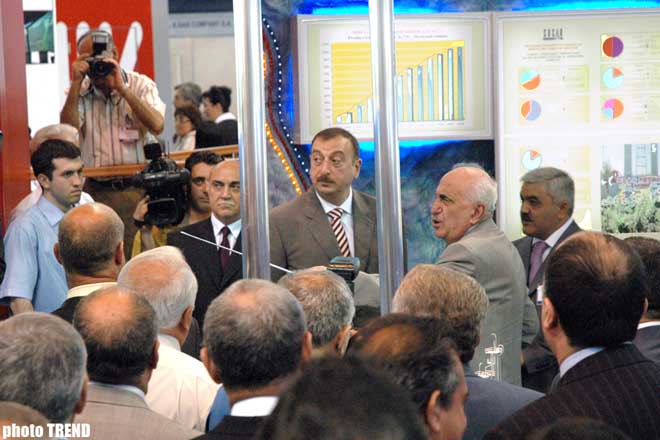 Caspian oil & gas exhibition in Baku - photosession